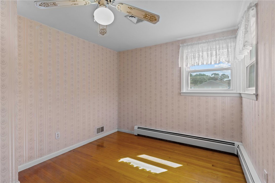 33 Limestone Street Warwick, RI 02889 - Photo 32 of 36 Gallery Image 32