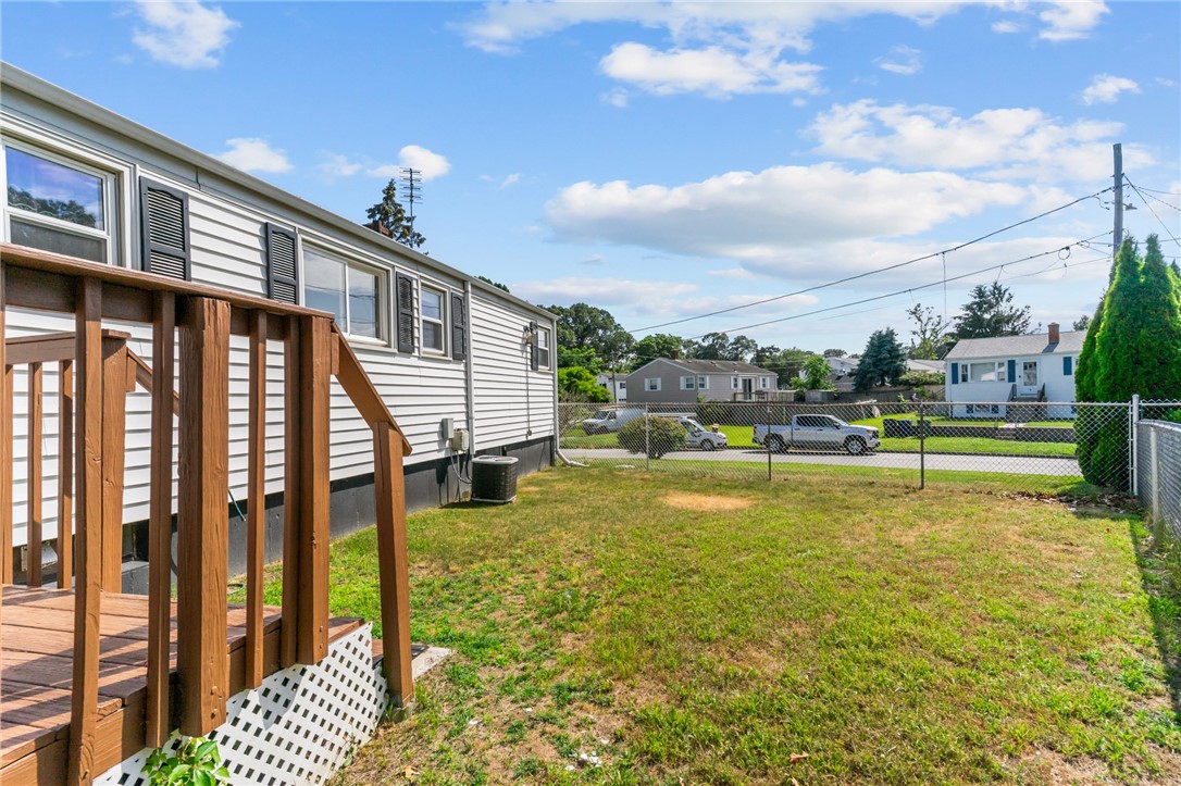 33 Limestone Street Warwick, RI 02889 - Photo 9 of 36 Gallery Image 9