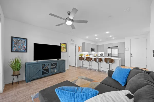 $350,000 | 4801 Springdale Road, Unit 1401, Austin, TX 78723