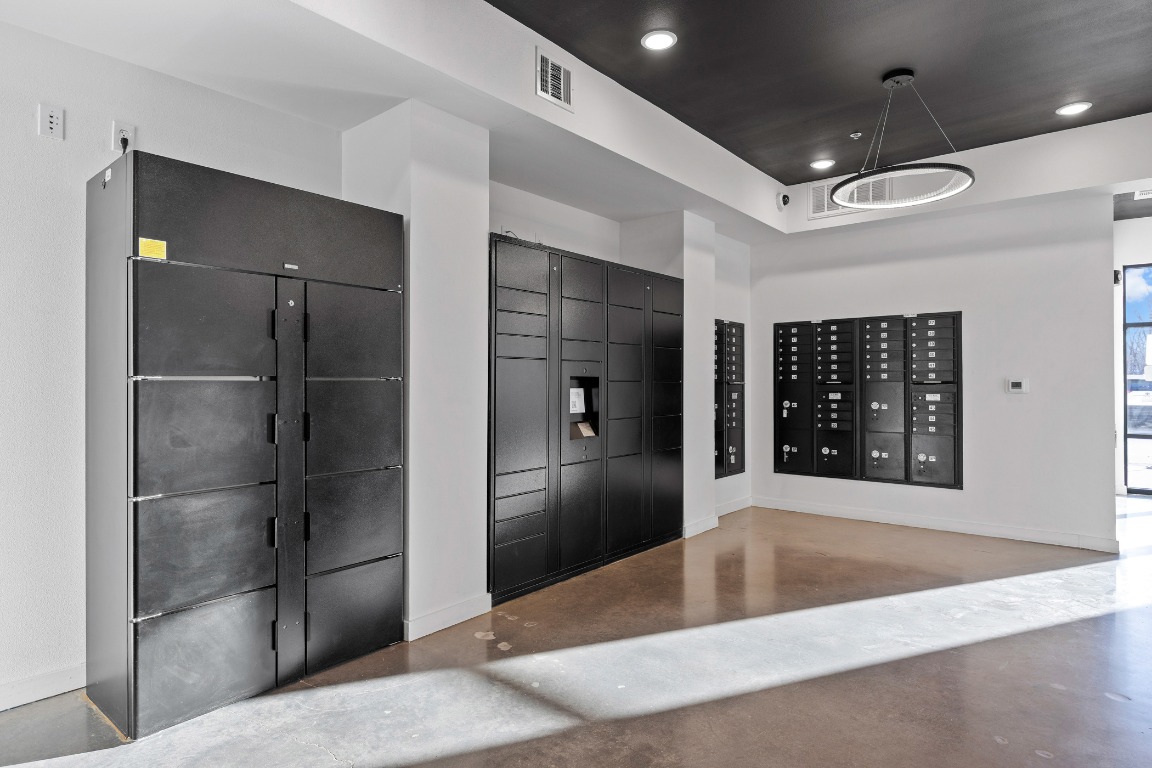 4801 Springdale Road, Unit 1401 Austin, TX 78723 - Photo 37 of 40 a view interior of a house