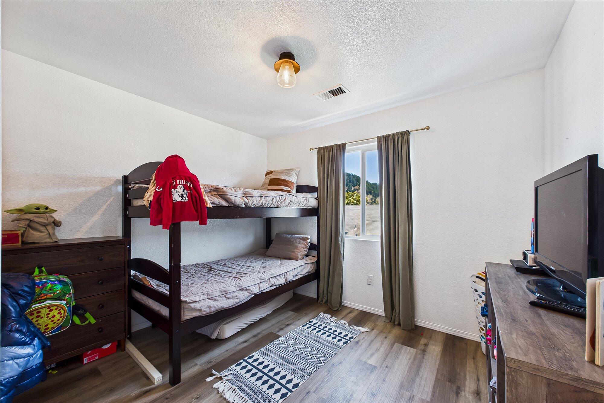 318 First Avenue Rio Dell, CA 95562 - Photo 32 of 39