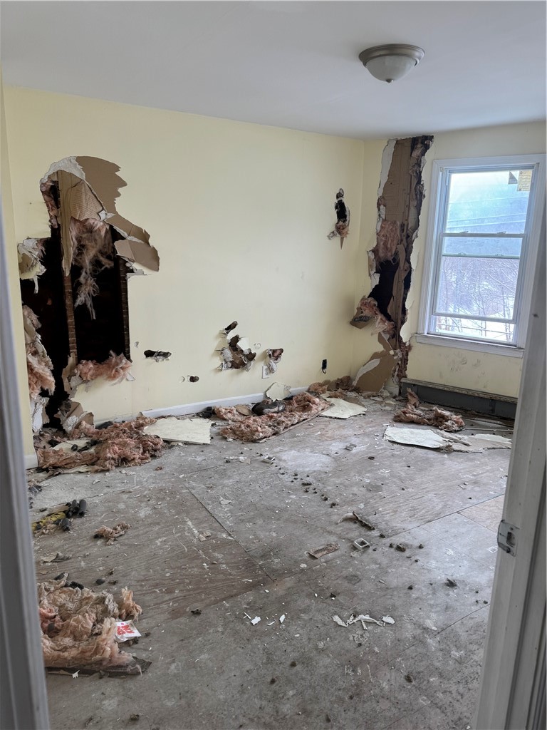 140 Dexter Street Pawtucket, RI 02860 - Photo 3 of 8