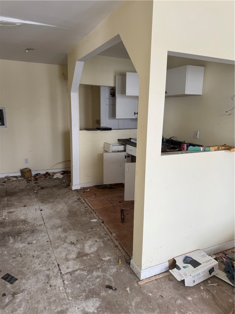 140 Dexter Street Pawtucket, RI 02860 - Photo 6 of 8