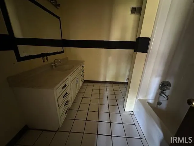 $167,400 | 7699 Marshall Road, Dale, IN 47523