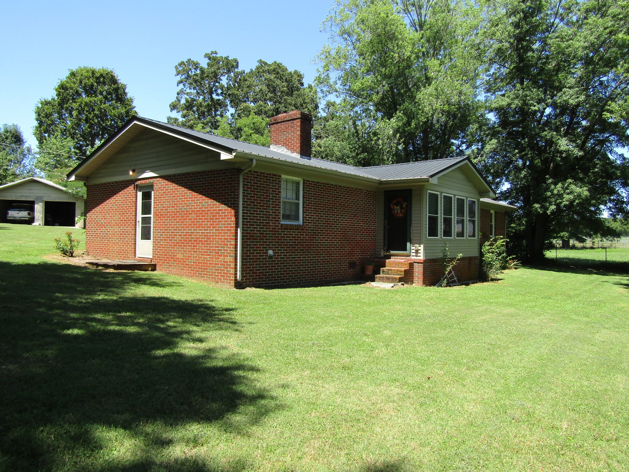 114 Hoosier Road McMinnville, TN 37110 - Photo 4 of 8 Gallery Image 4