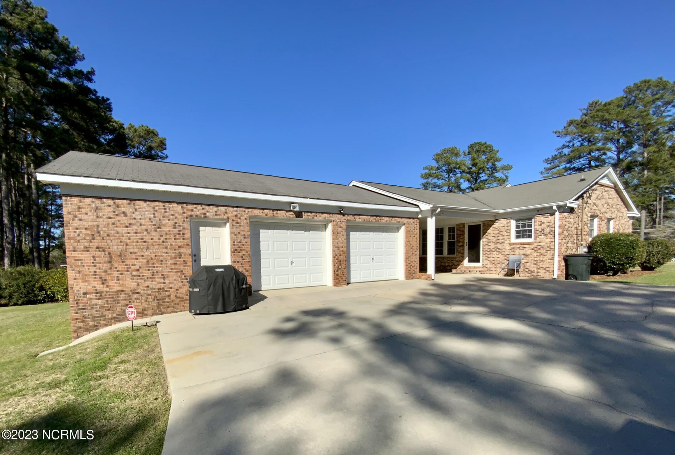 307 Curtis Drive Rockingham, NC 28379 - Photo 12 of 14 4