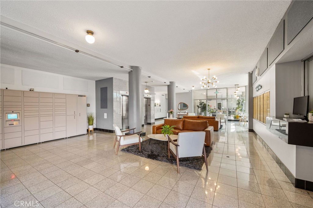 100 Atlantic Avenue, Unit 604 Long Beach, CA 90802 - Photo 20 of 29 a living room with furniture