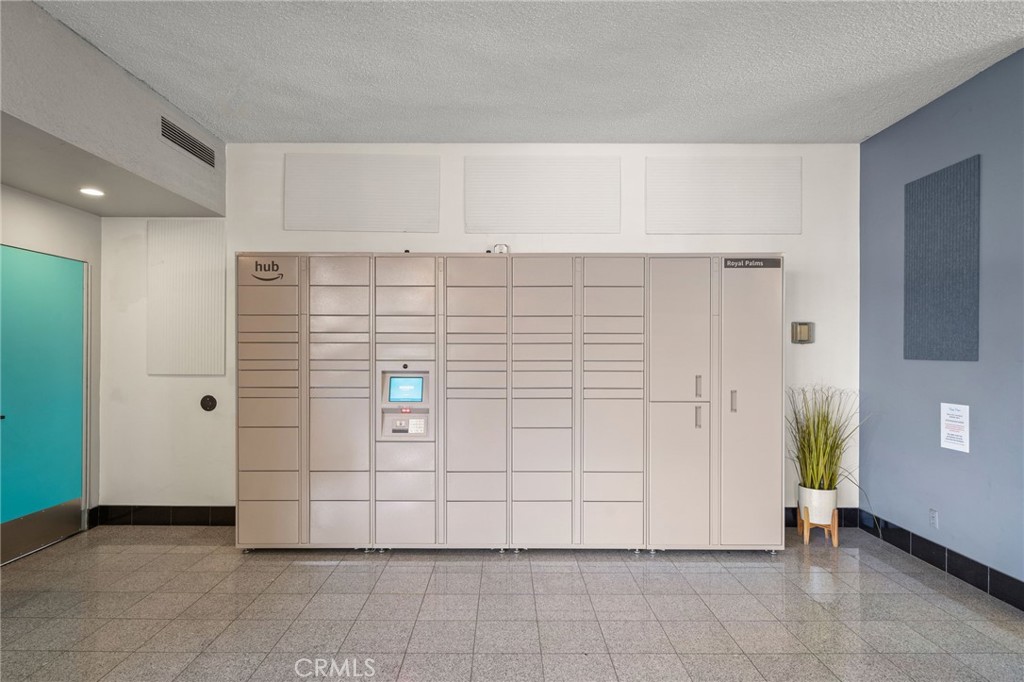 100 Atlantic Avenue, Unit 604 Long Beach, CA 90802 - Photo 24 of 29 a view of utility room