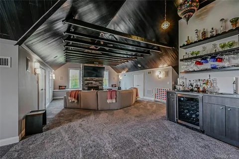 a view of a storage & utility room