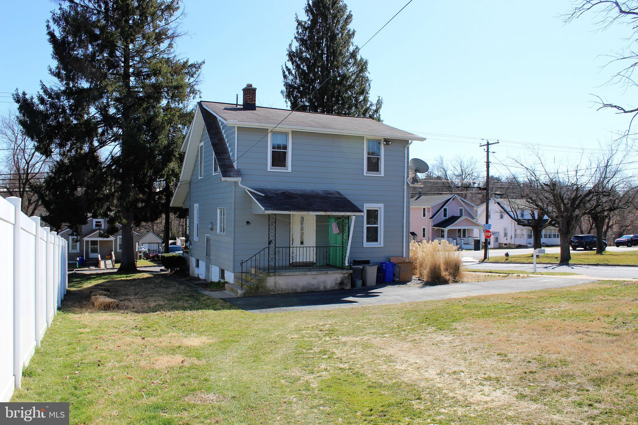 308 Valley Road Enola, PA 17025 - Photo 3 of 15 Gallery Image 3
