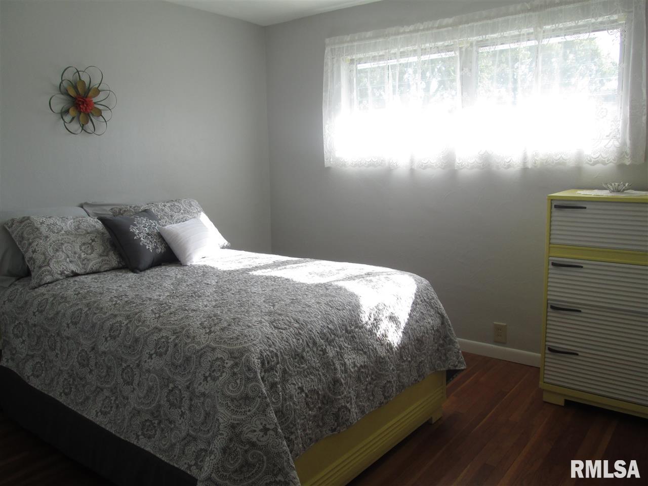 1601 Sheridan Road Pekin, IL 61554 - Photo 23 of 27