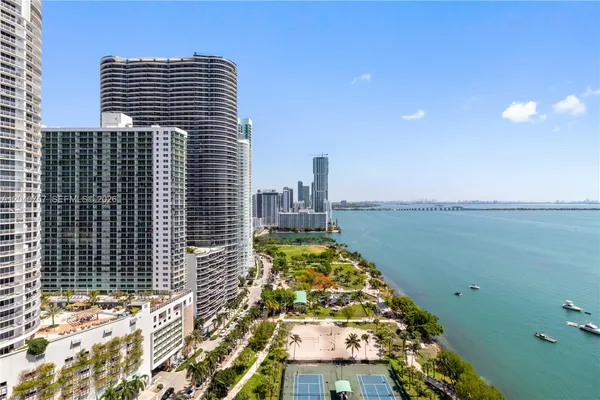 $3,500 | 1717 North Bayshore Drive, Unit A2837, Miami, FL 33132