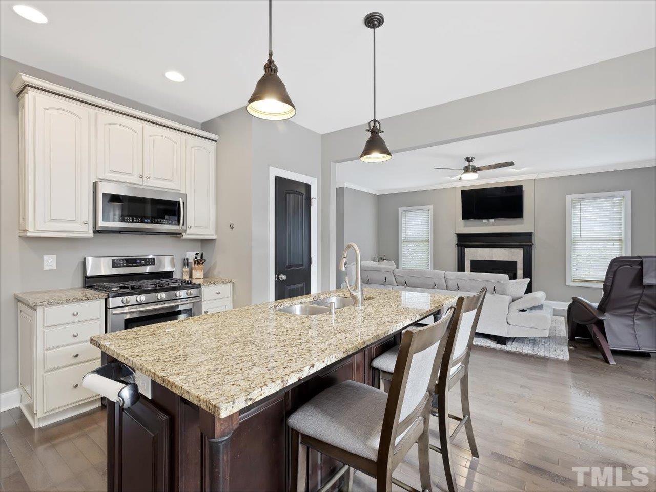 911 Wade Avenue Raleigh, NC 27605 - Photo 17 of 60