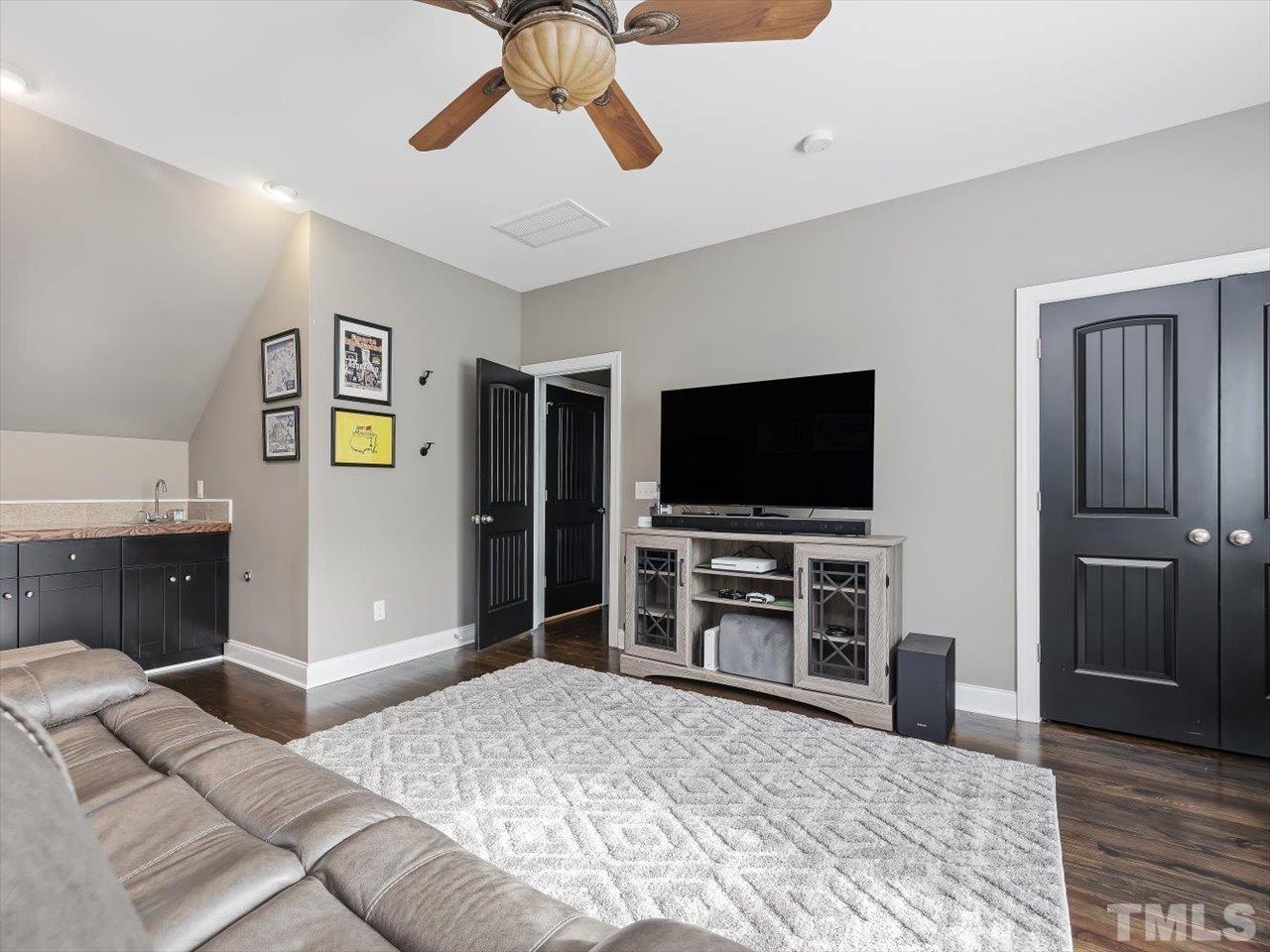 911 Wade Avenue Raleigh, NC 27605 - Photo 48 of 60