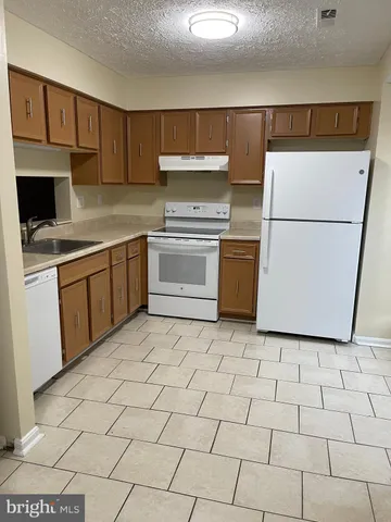 $2,000 | 2420 Rosecroft Court, Oxon Hill, MD 20745