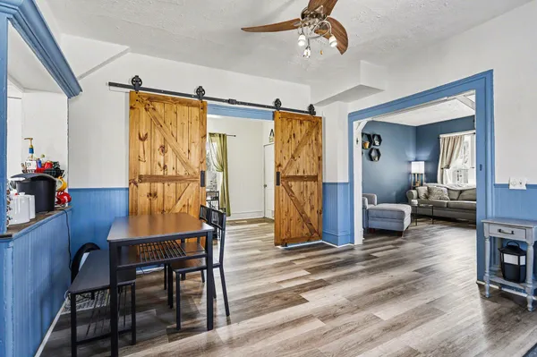 $190,000 | 427 East Division Street, Vicksburg, MI 49097