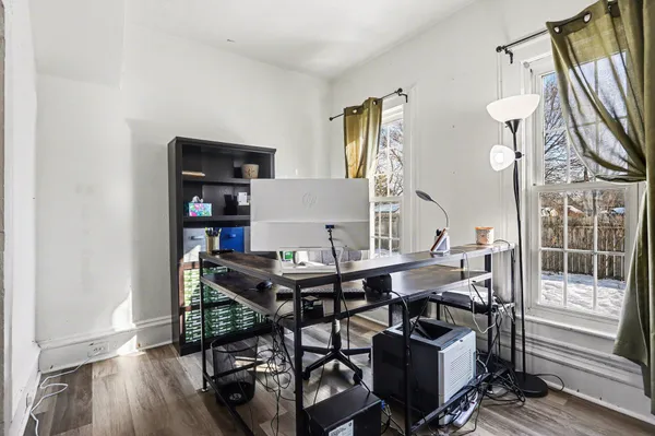 $190,000 | 427 East Division Street, Vicksburg, MI 49097