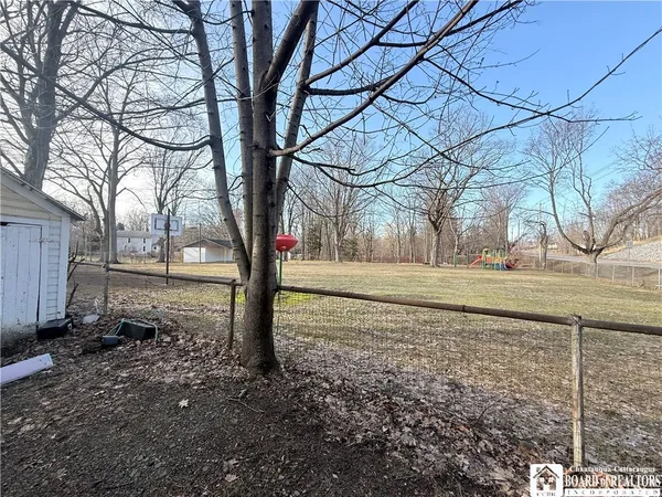 $75,000 | 9557 Highway 60, Pomfret, NY 14063