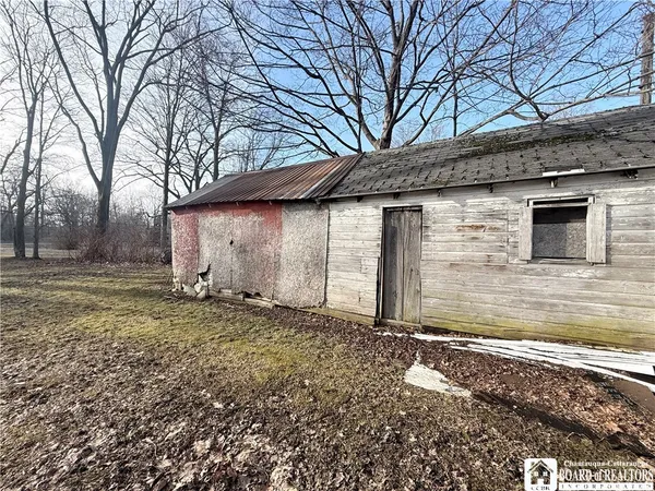 $75,000 | 9557 Highway 60, Pomfret, NY 14063