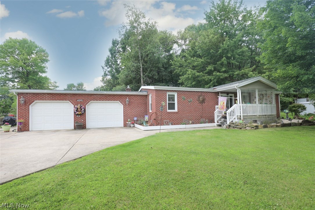 6090 Rennells Avenue Hubbard, OH 44425 - Photo 1 of 14 Gallery Image 1