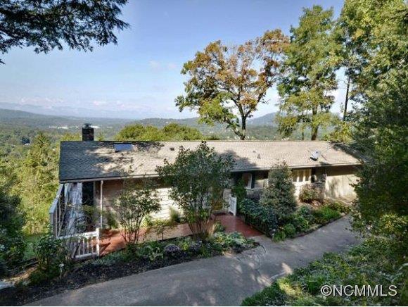 184 Cherokee Road Asheville, NC 28804 - Photo 1 of 19 Gallery Image 1