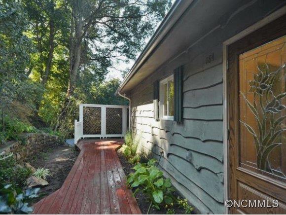 184 Cherokee Road Asheville, NC 28804 - Photo 3 of 19 Gallery Image 3
