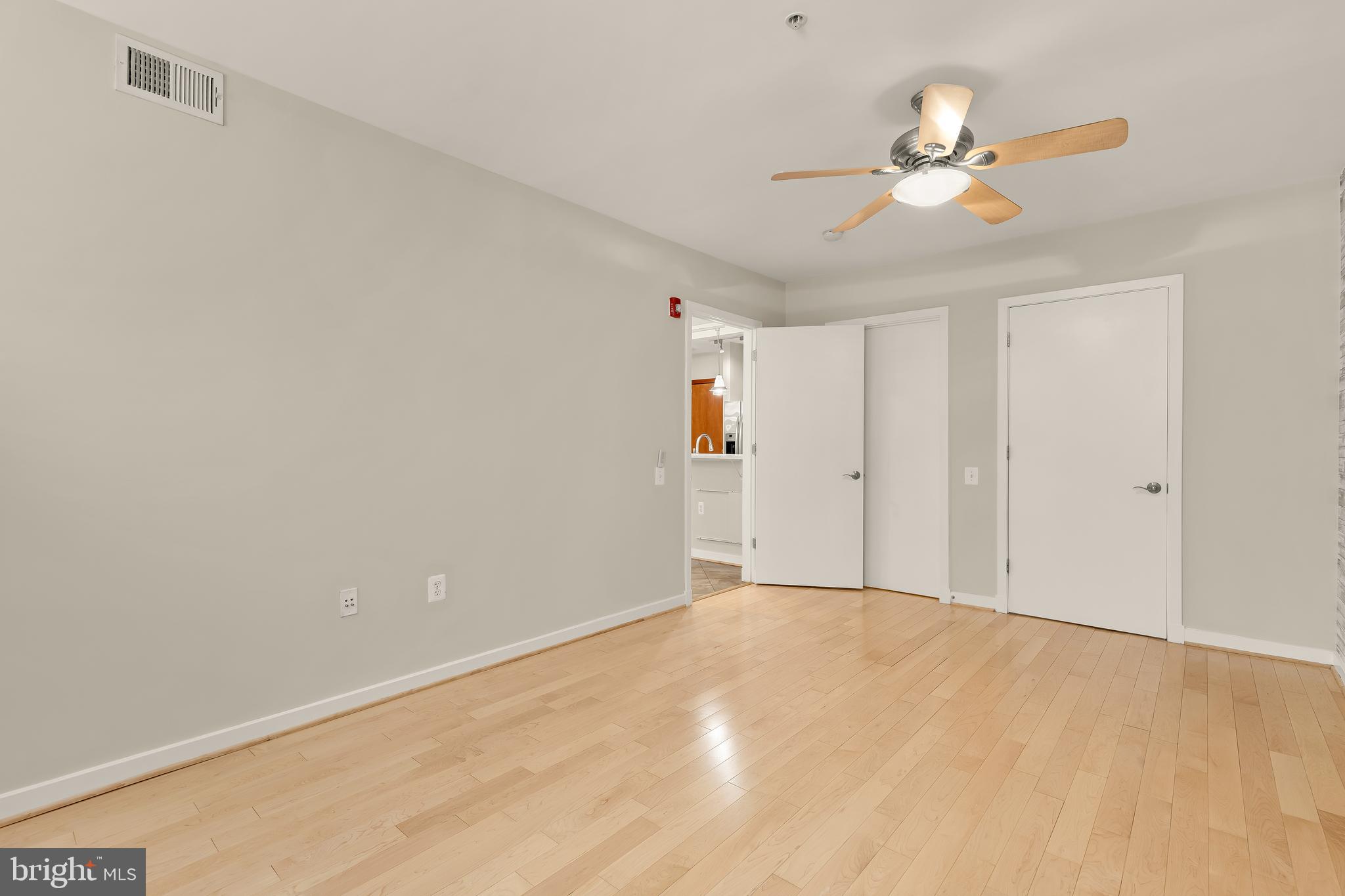 2412 17th Street Northwest, Unit C03 Washington, DC 20009 - Photo 17 of 26
