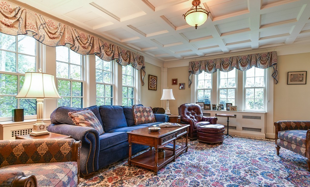 18 Whiting Road Wellesley, MA 02481 - Photo 9 of 24