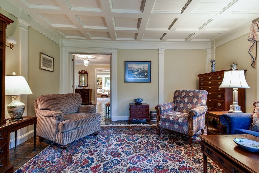 18 Whiting Road Wellesley, MA 02481 - Photo 10 of 24