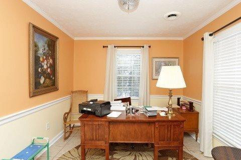 625 Squires Road Lexington, KY 40515 - Photo 9 of 26 Third guest bedroom with nice moldings i