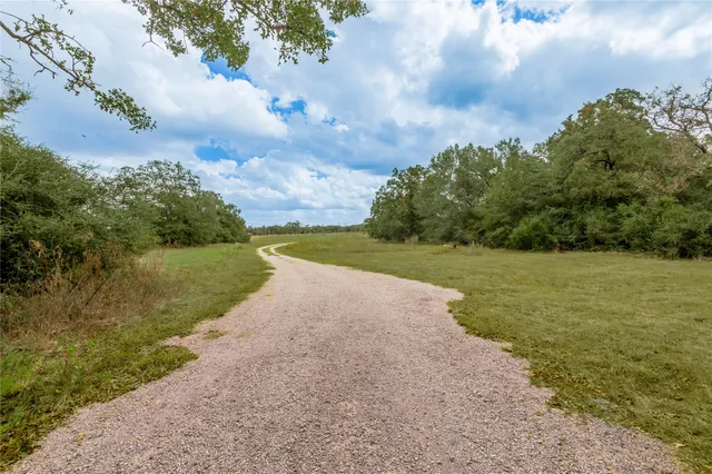 $1,085,000 | 2803 Fm 2158, Midway, TX 75852