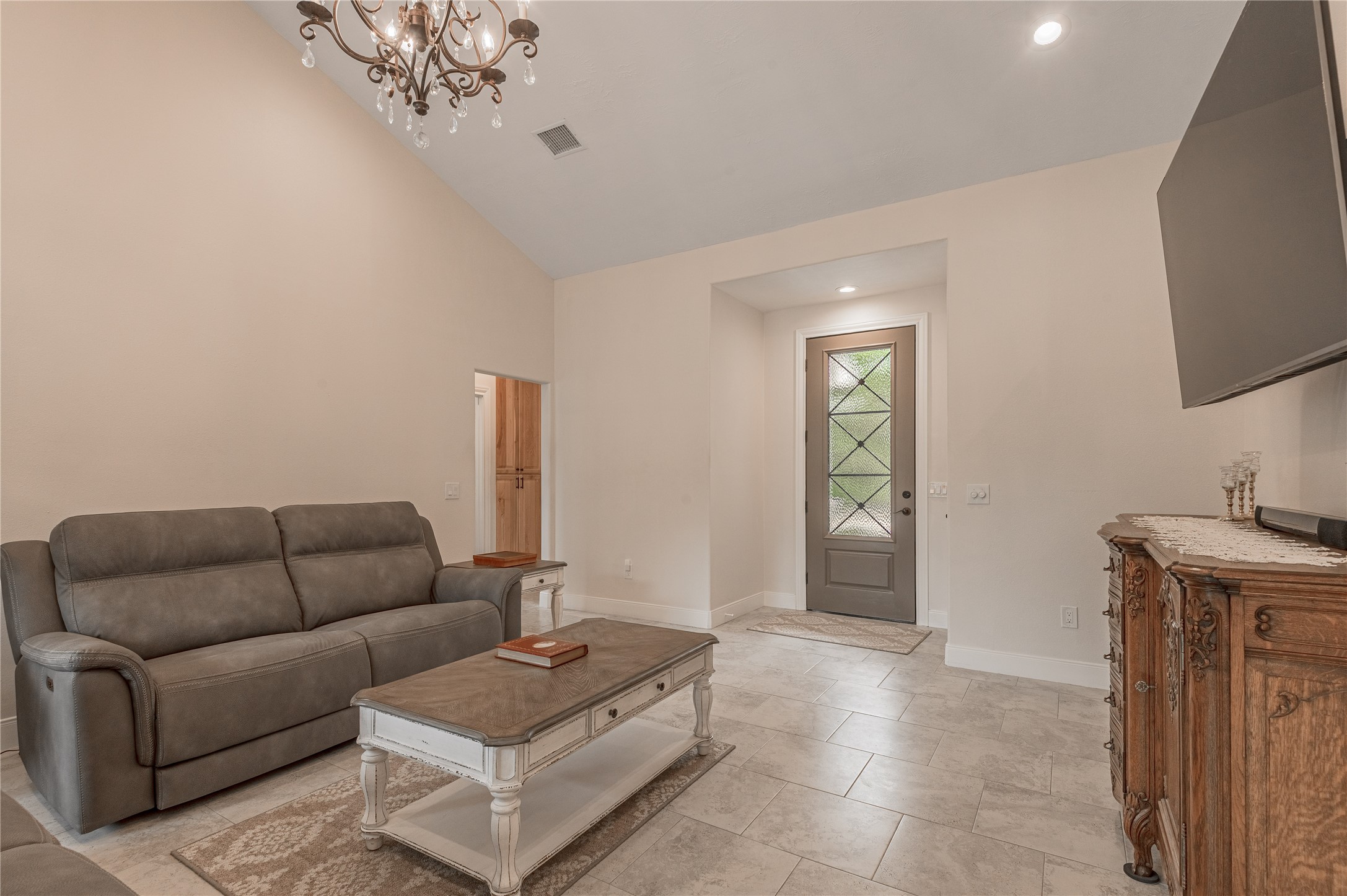 2803 Fm 2158 Midway, TX 75852 - Photo 6 of 49 a living room with furniture and a flat screen tv
