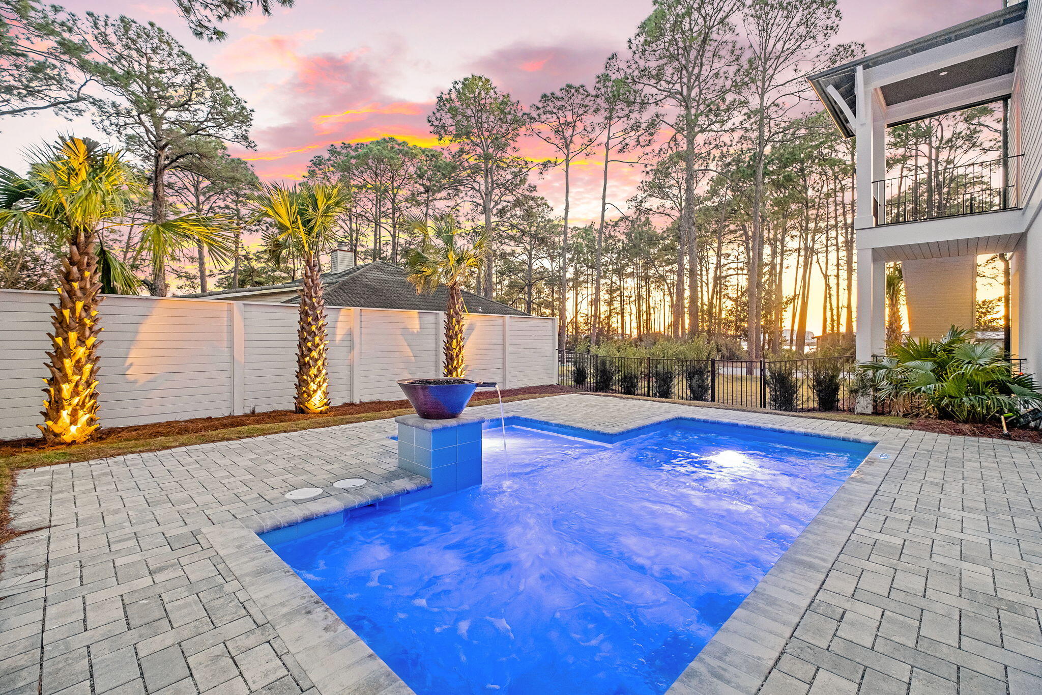 588 Allen Loop Drive Santa Rosa Beach, FL 32459 - Photo 6 of 17 Image #6 | Backyard pool:spa area at sun