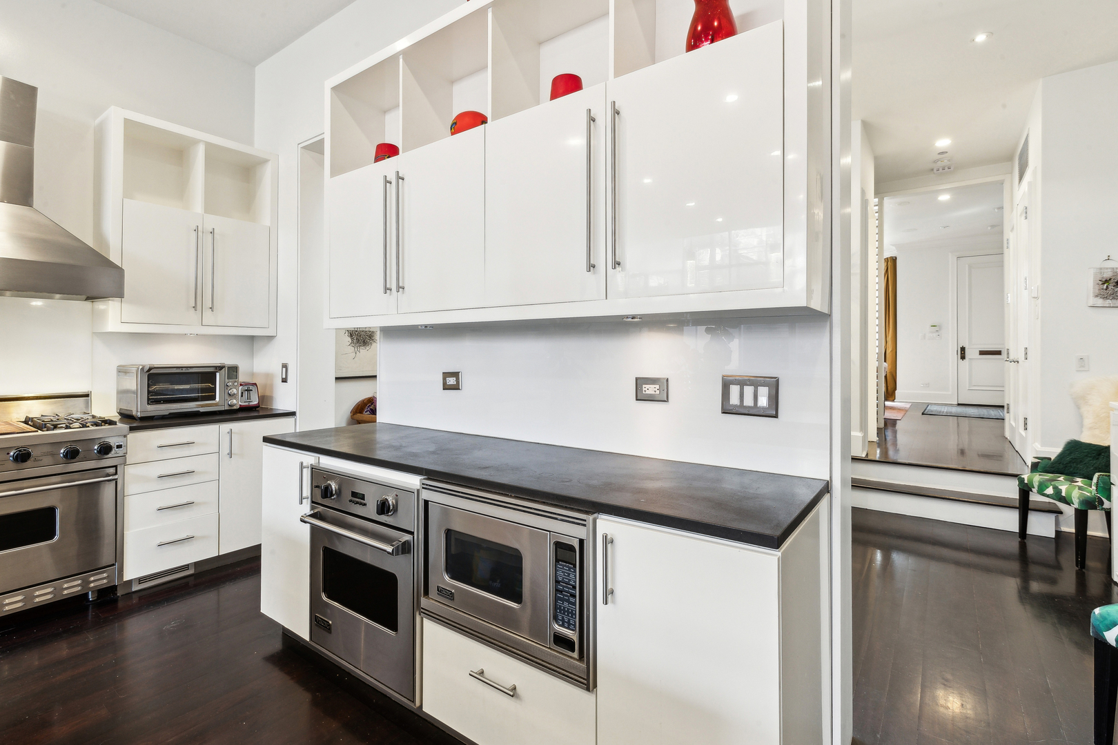 844 West Webster Avenue Chicago, IL 60614 - Photo 12 of 36