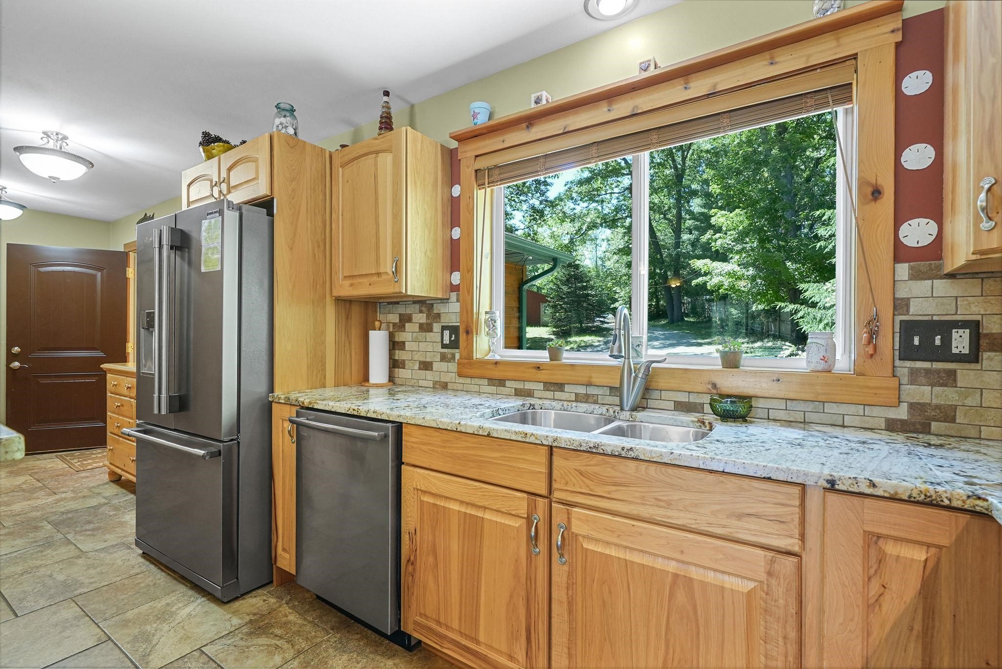 376 Highview Road Traverse City, MI 49696 - Photo 32 of 66