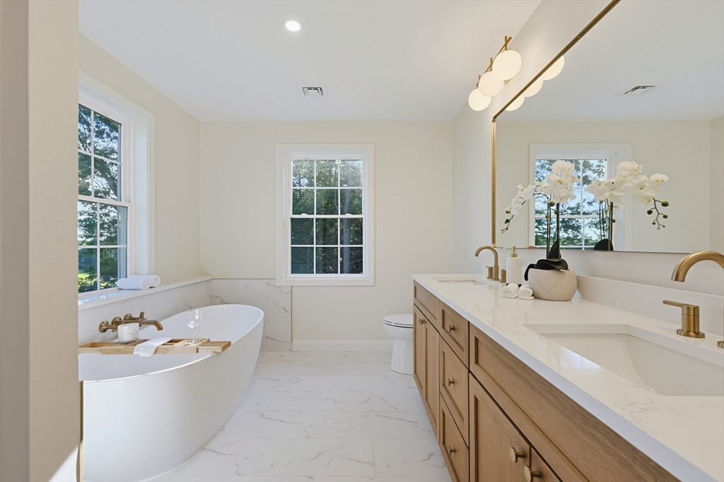 27 Woodside Road Spencer, MA 01562 - Photo 18 of 42