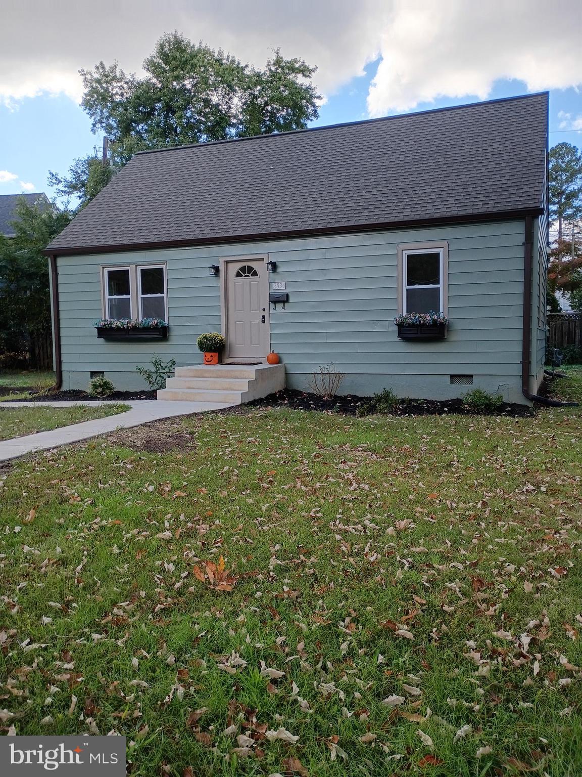 2834 Bolling Road Falls Church, VA 22042 - Photo 1 of 22 Front