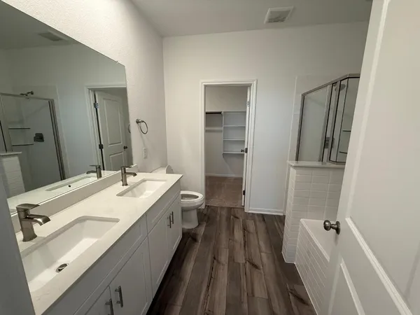 $2,449 | 7123 Glennwick Grv Lane, Richmond, TX 77469