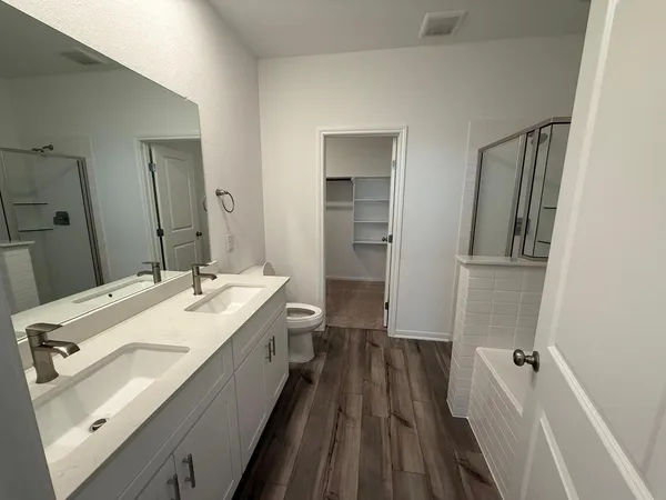 $2,500 | 7123 Glennwick Grv Lane, Richmond, TX 77469