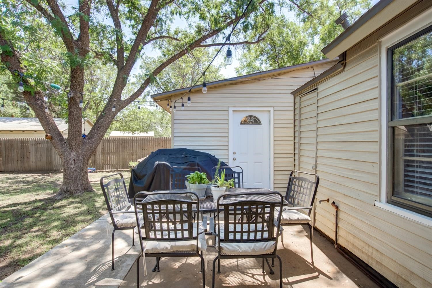 2714 29th Street Lubbock, TX 79410 - Photo 34 of 35 a view of a patio with furniture