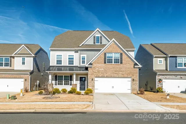 $630,000 | 3028 Virginia Trl Court, Fort Mill, SC 29715