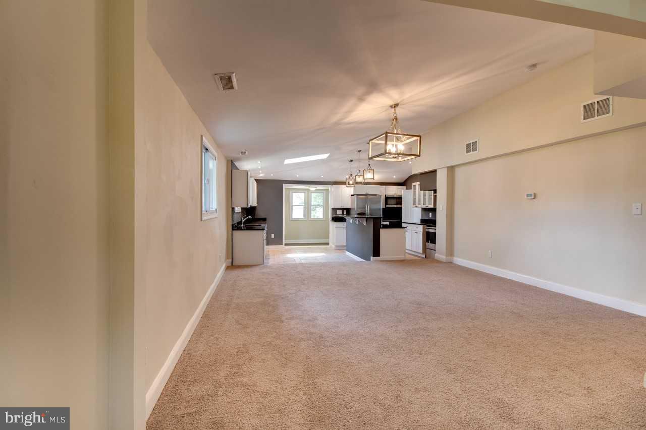 6920 Ebenezer Road Baltimore, MD 21220 - Photo 9 of 42 Dining Room