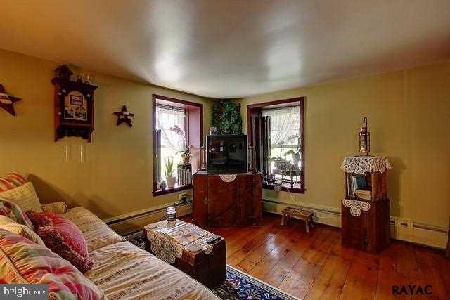 3101 Ruppert Road York, PA 17408 - Photo 4 of 26 Gallery Image 4