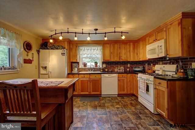 3101 Ruppert Road York, PA 17408 - Photo 6 of 26 Gallery Image 6