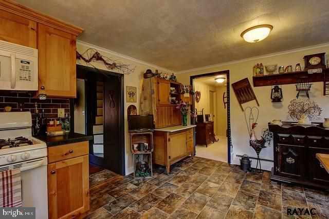 3101 Ruppert Road York, PA 17408 - Photo 7 of 26 Gallery Image 7