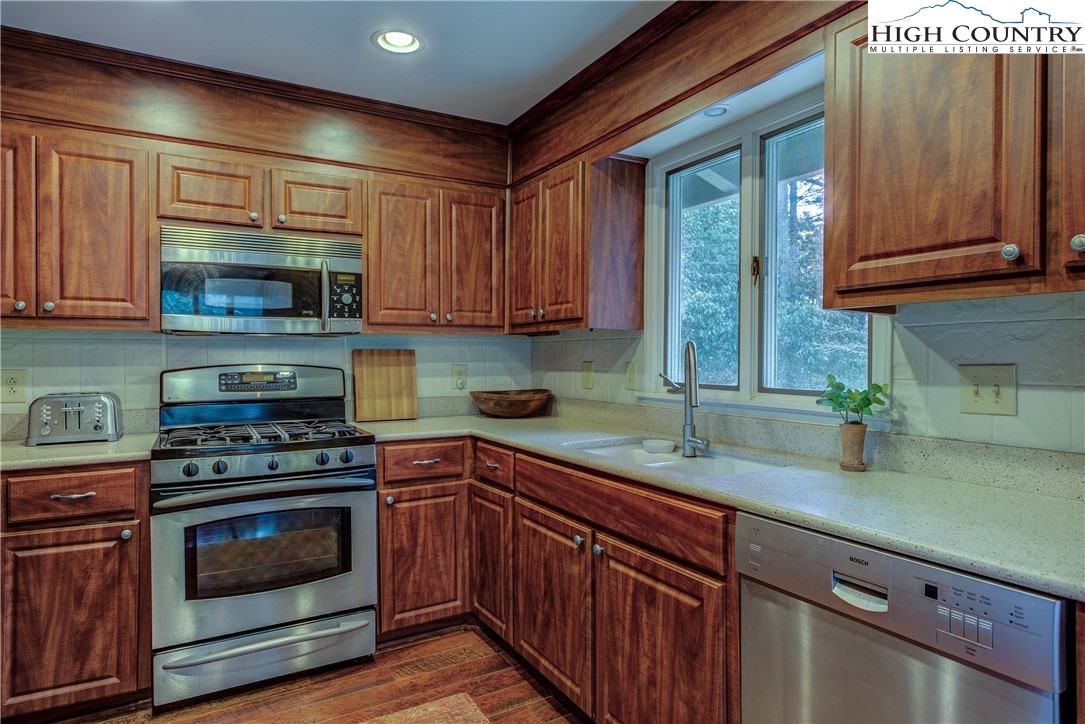 209 Birch Road Boone, NC 28607 - Photo 17 of 37