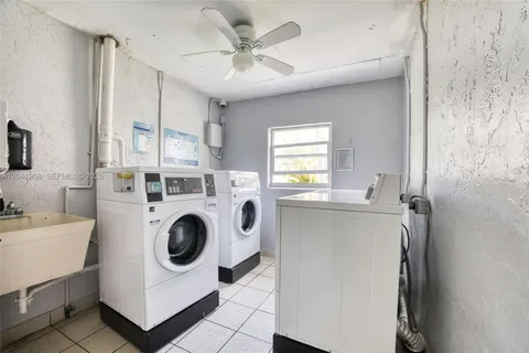 $675,000 | 100 Edgewater Drive, Unit 142, Coral Gables, FL 33133