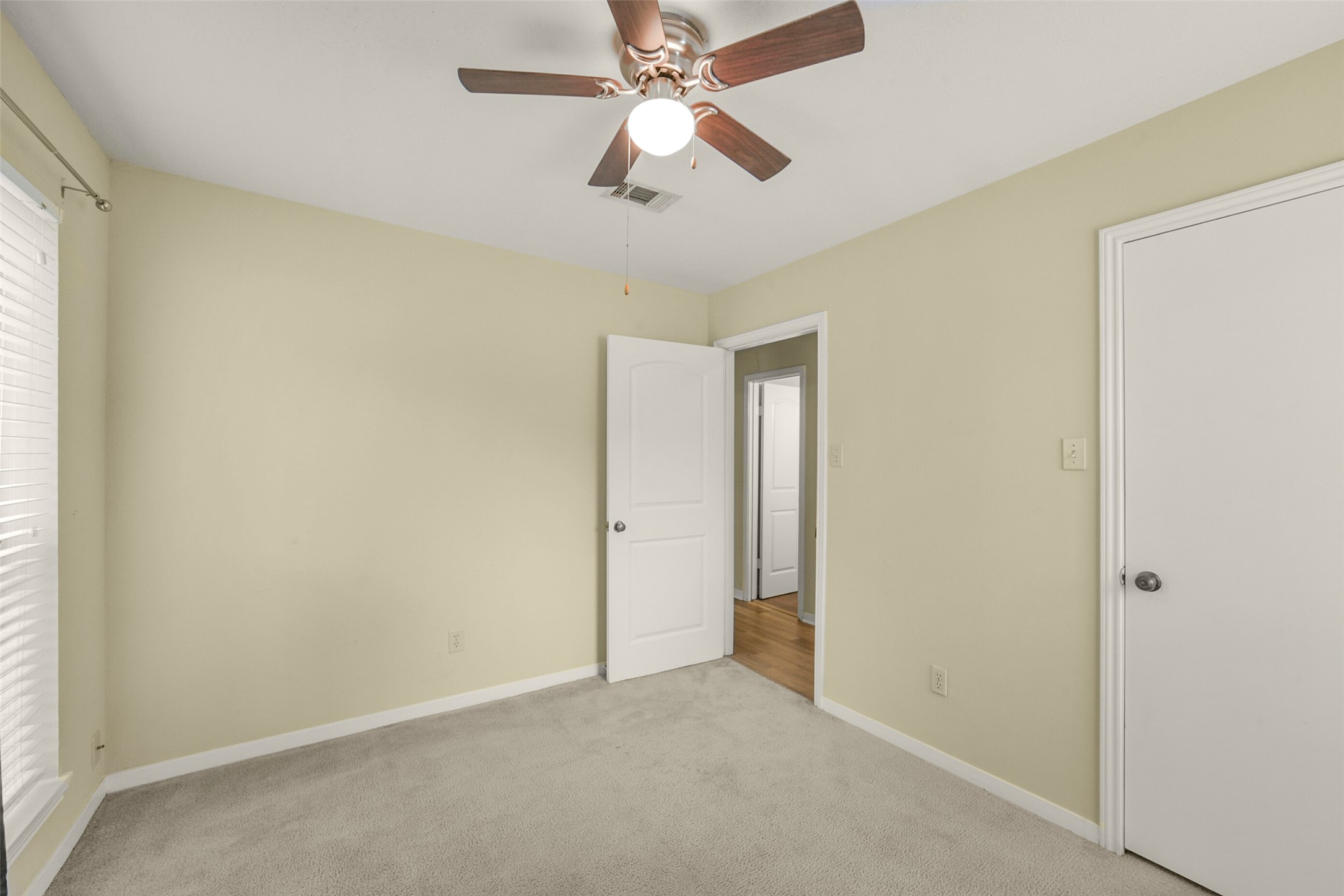 8343 Waynemer Way Houston, TX 77040 - Photo 28 of 38 bedroom 2 of 3