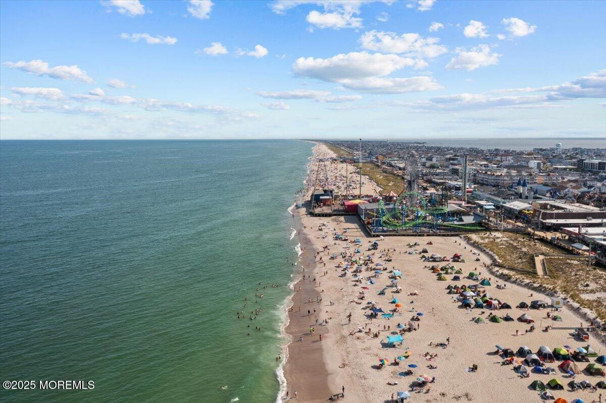 30 Dune Terrace Seaside Heights, NJ 08751 - Photo 40 of 42 a view of a city