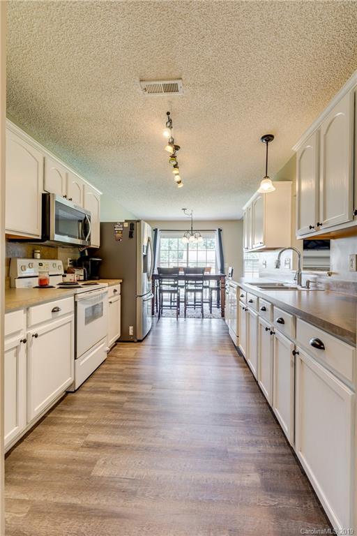 921 Poplar Forest Ridge Clover, SC 29710 - Photo 13 of 29 Gallery Image 13